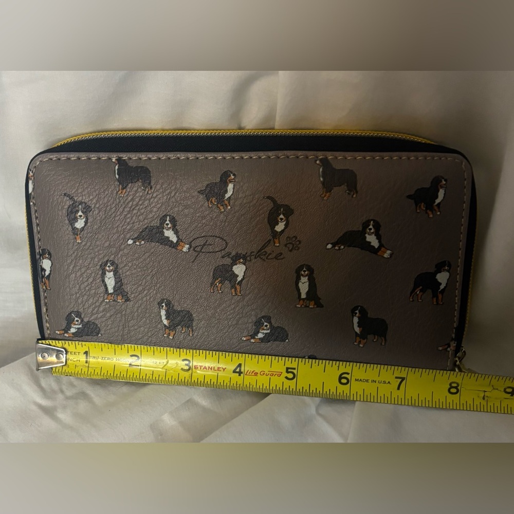 PAWSKIE Tan and Black Dog Design Zippered Wallet Clutch EUC Gold Hardware - Picture 8 of 11